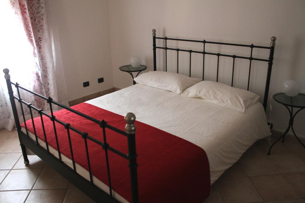 B&B Bricco Fiore Briaglia Δωμάτιο φωτογραφία
